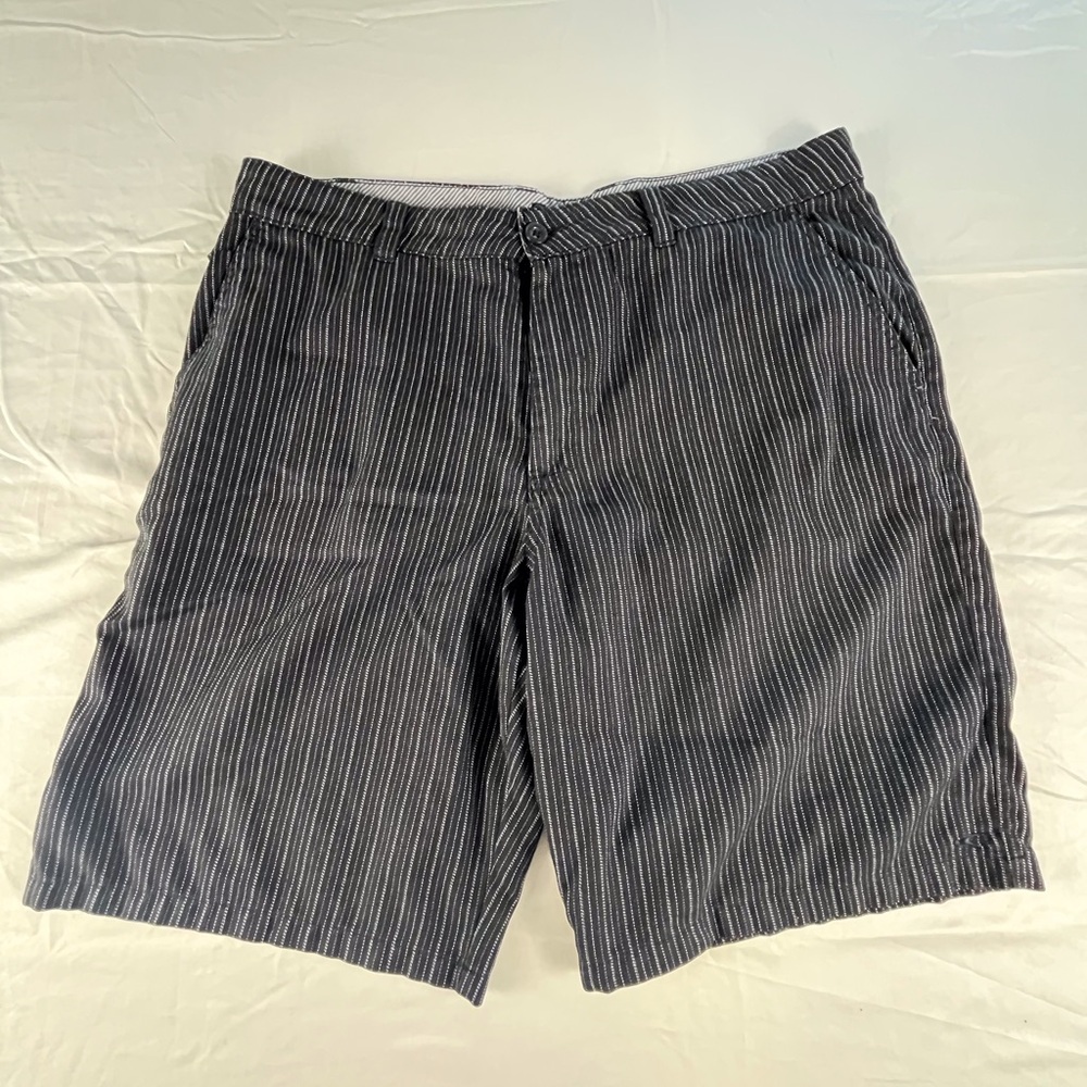 O'Neill Black/Gray Striped  Men's Shorts 38” waist